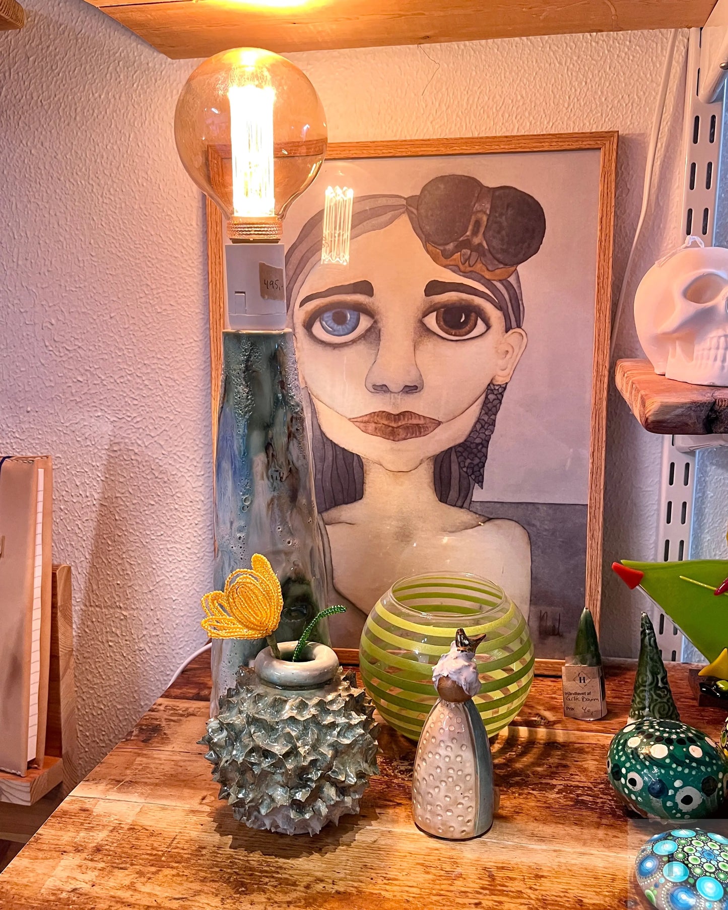 Lampe i keramik - blågrønne nuancer By Victoria Juul