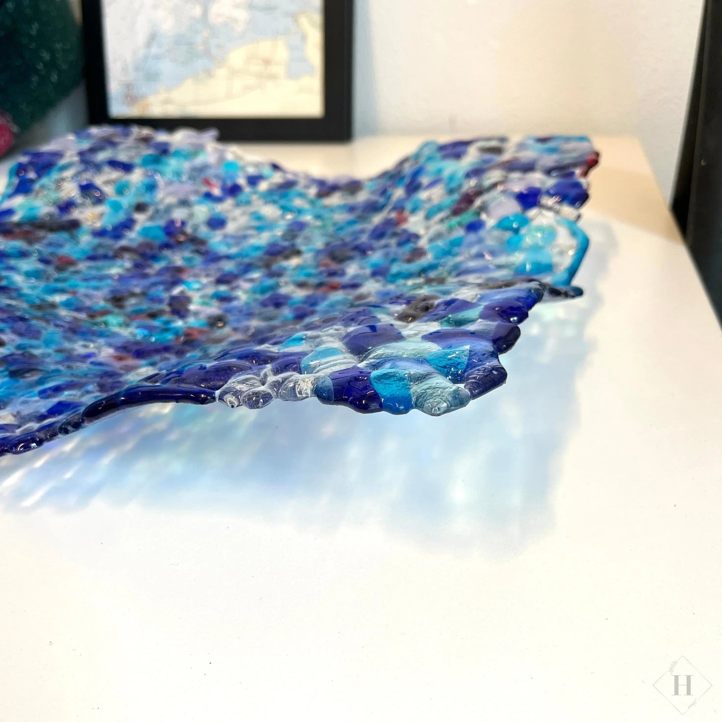 Stort glasfad - blå nuancer Granlund glaskunst