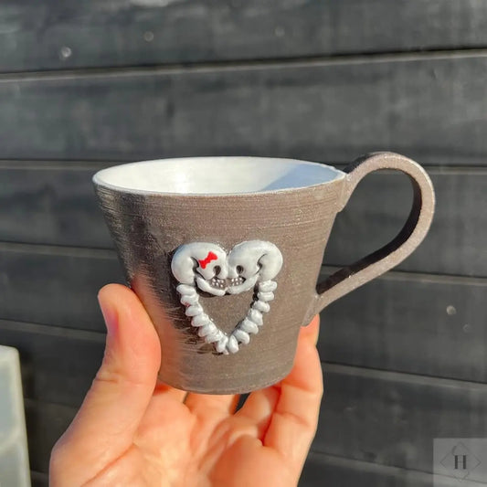 Krus med hank - love in the afterlife Creatrivi