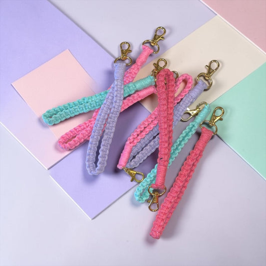 Macrame wristlet - pastel