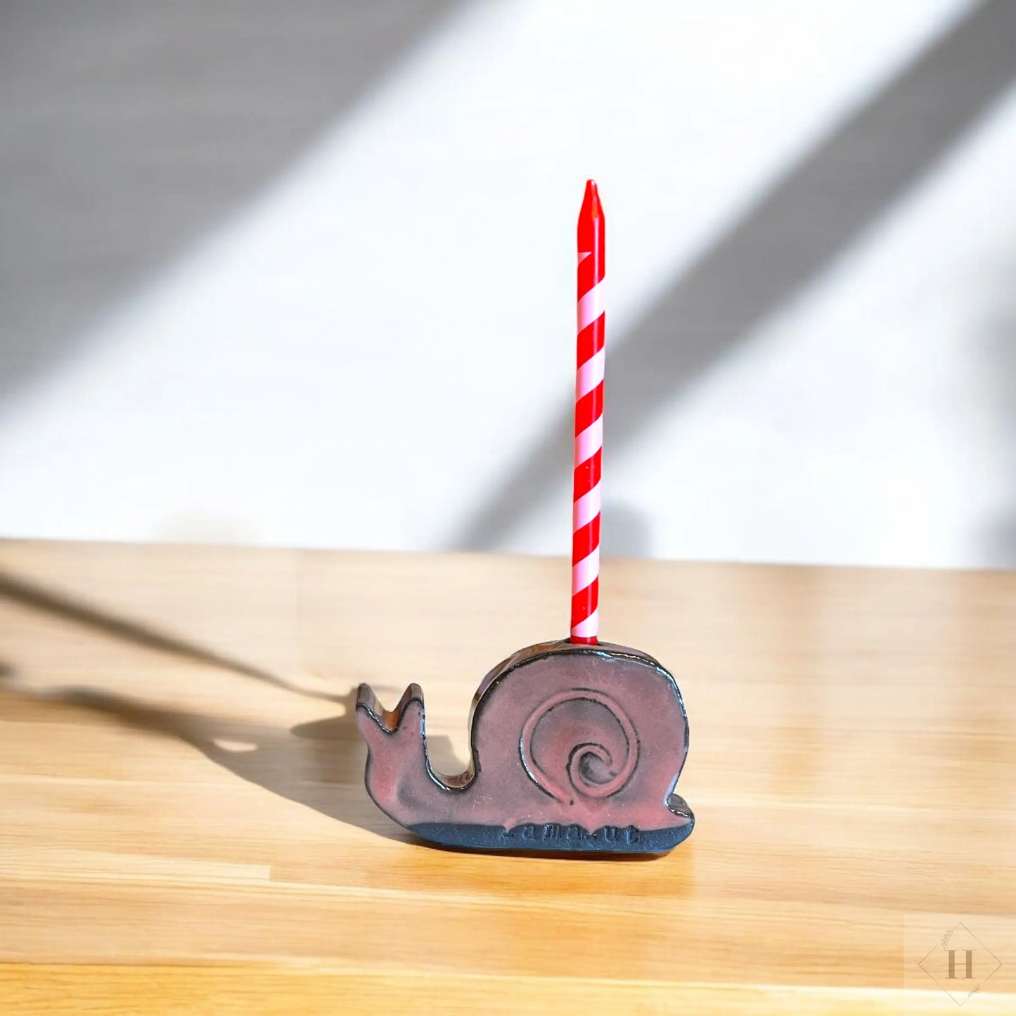Fødselsdags snegl i keramik Famalut