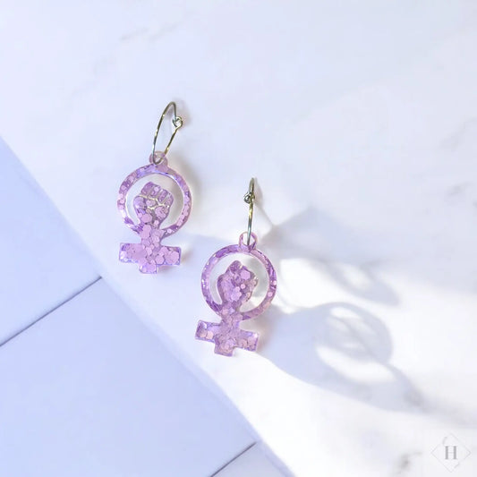 Kvindetegn fist - lilla Creatrivi