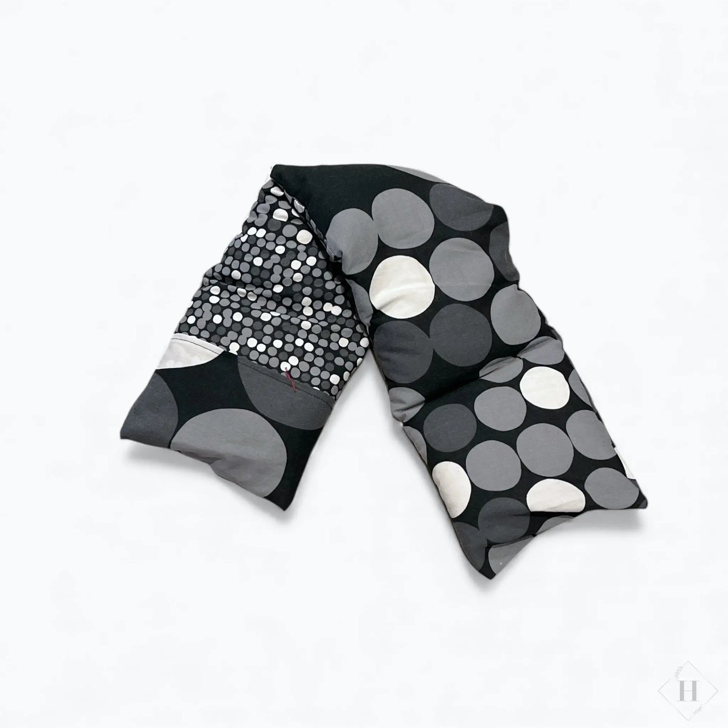 Stor varmepude - sort/hvid HG Design