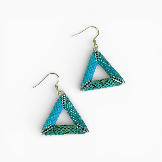 Øreringe i miyukiperler - store trekanter