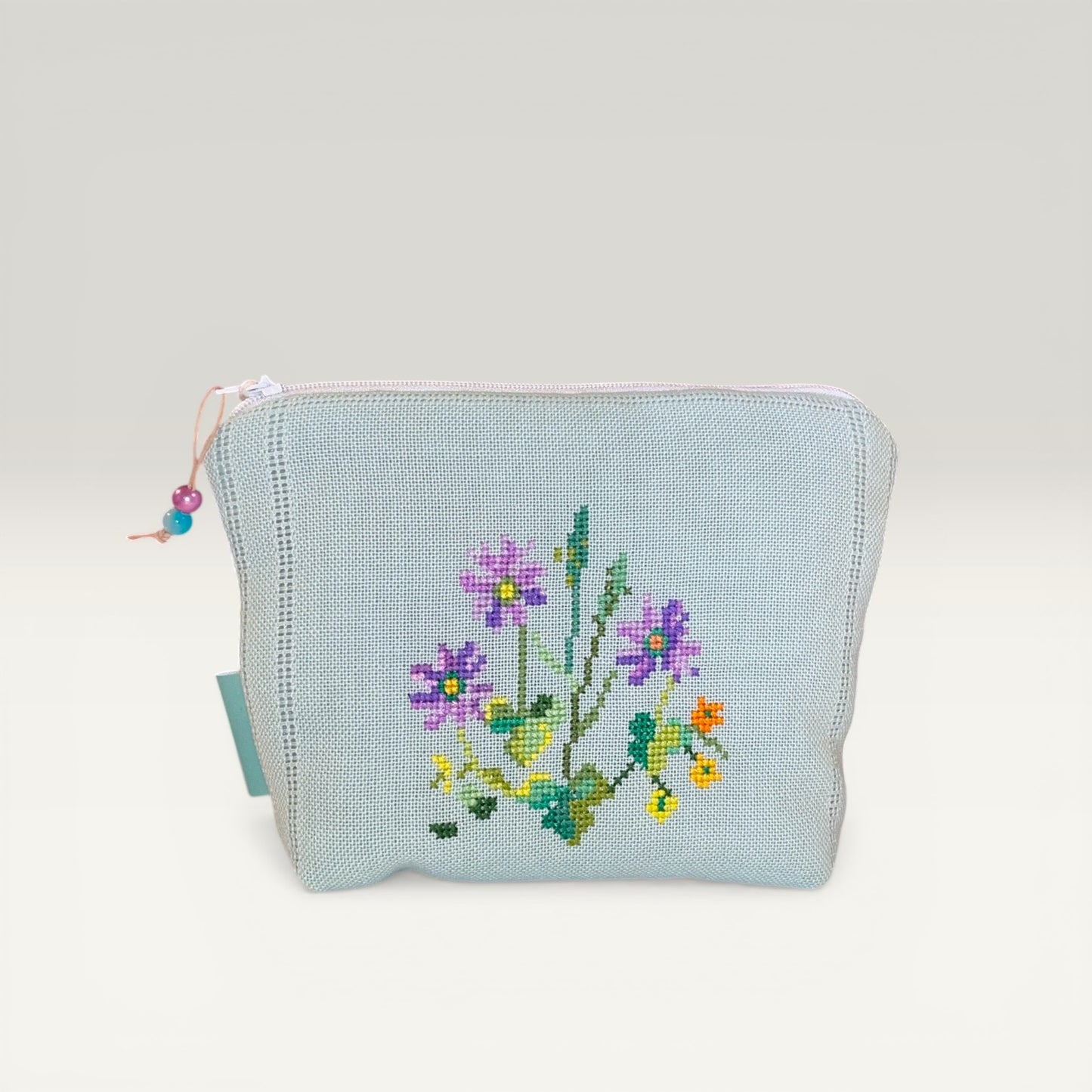 Pung med stramaj broderi