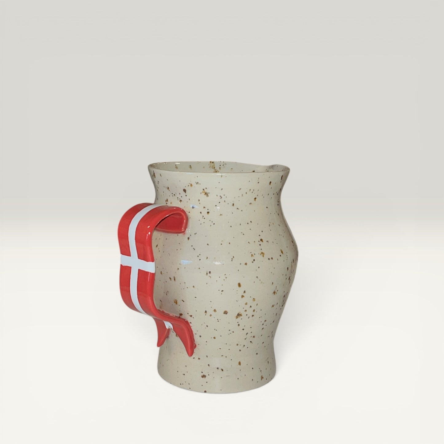 Keramikkande med dannebrogshank – hånddrejet, 13 cm – Karlines Keramik