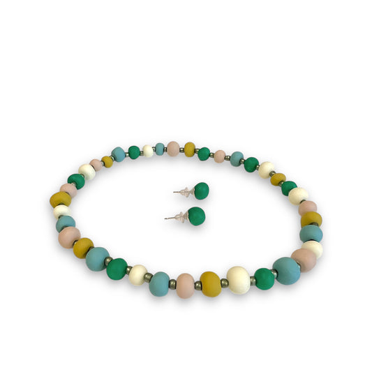 Halskæde og ørestikkere i håndlavede perler - Grøn/blå