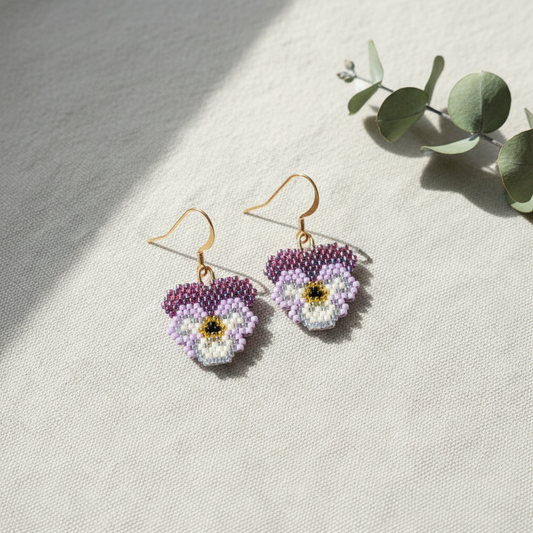 Ørering af miyuki perler - lilla stedmoder blomst