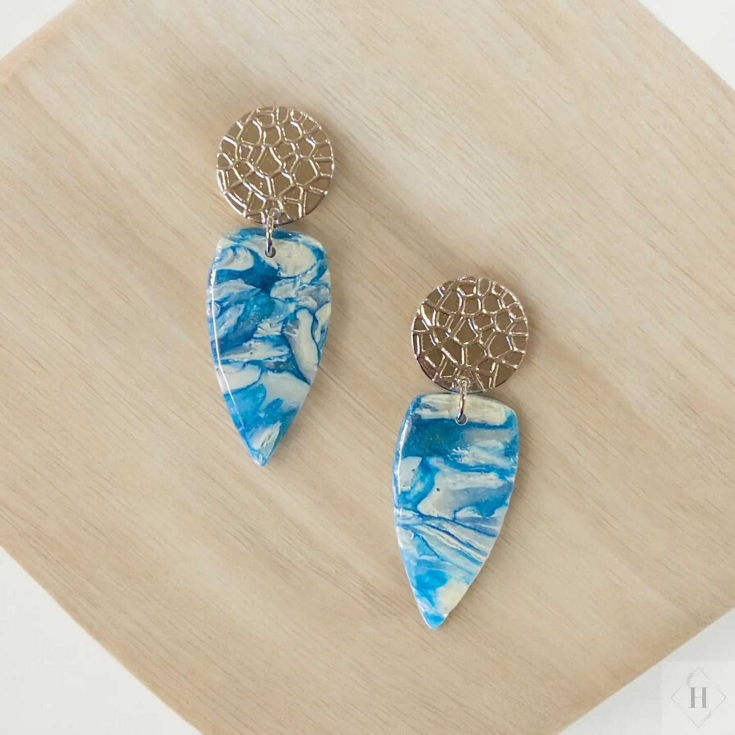 Blue translucent rhombus on textured silver tops 259 Handmade Hygge