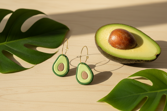 Avocado øreringe i polymer clay