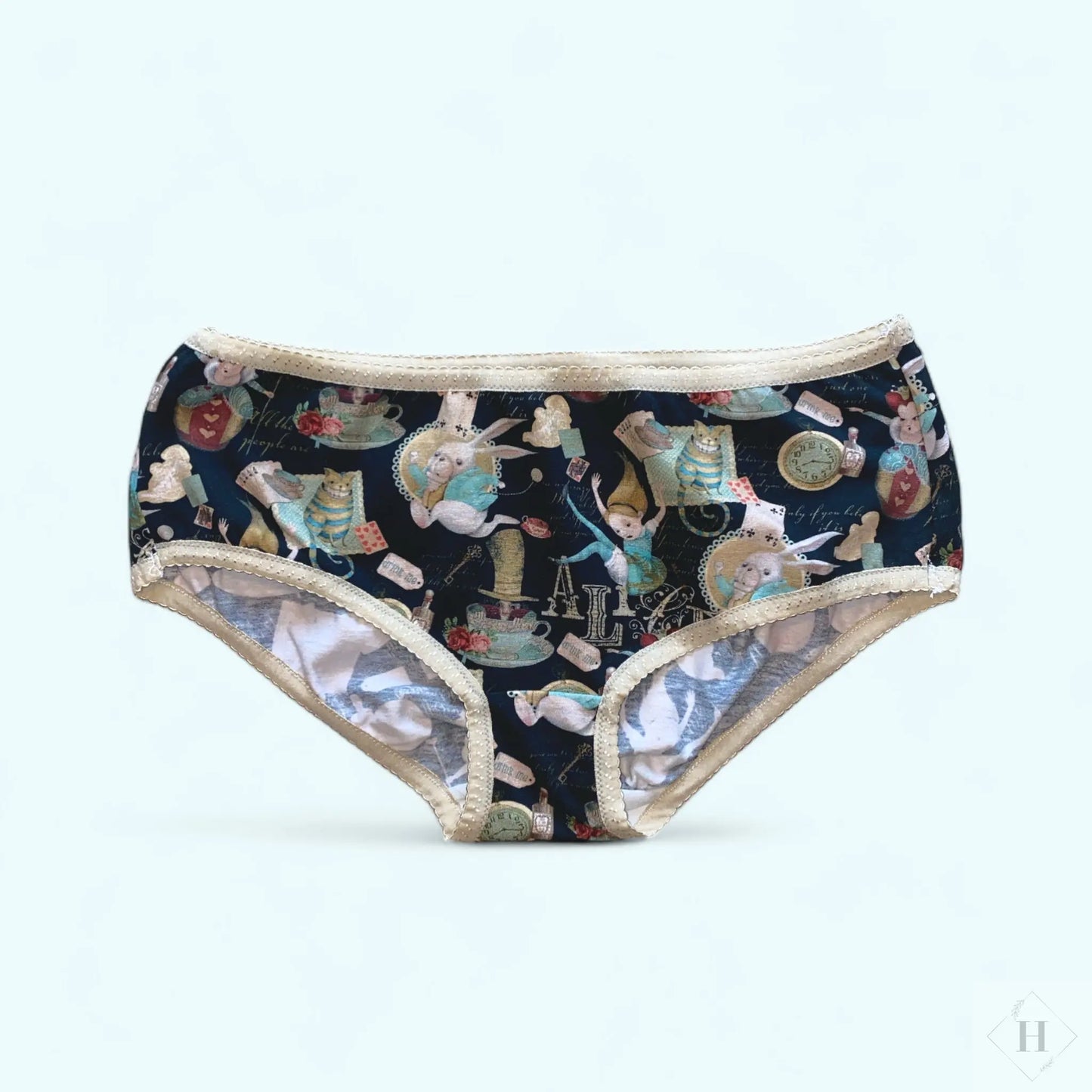 Funky Trusse str 38 - flere varianter Decostudiobys