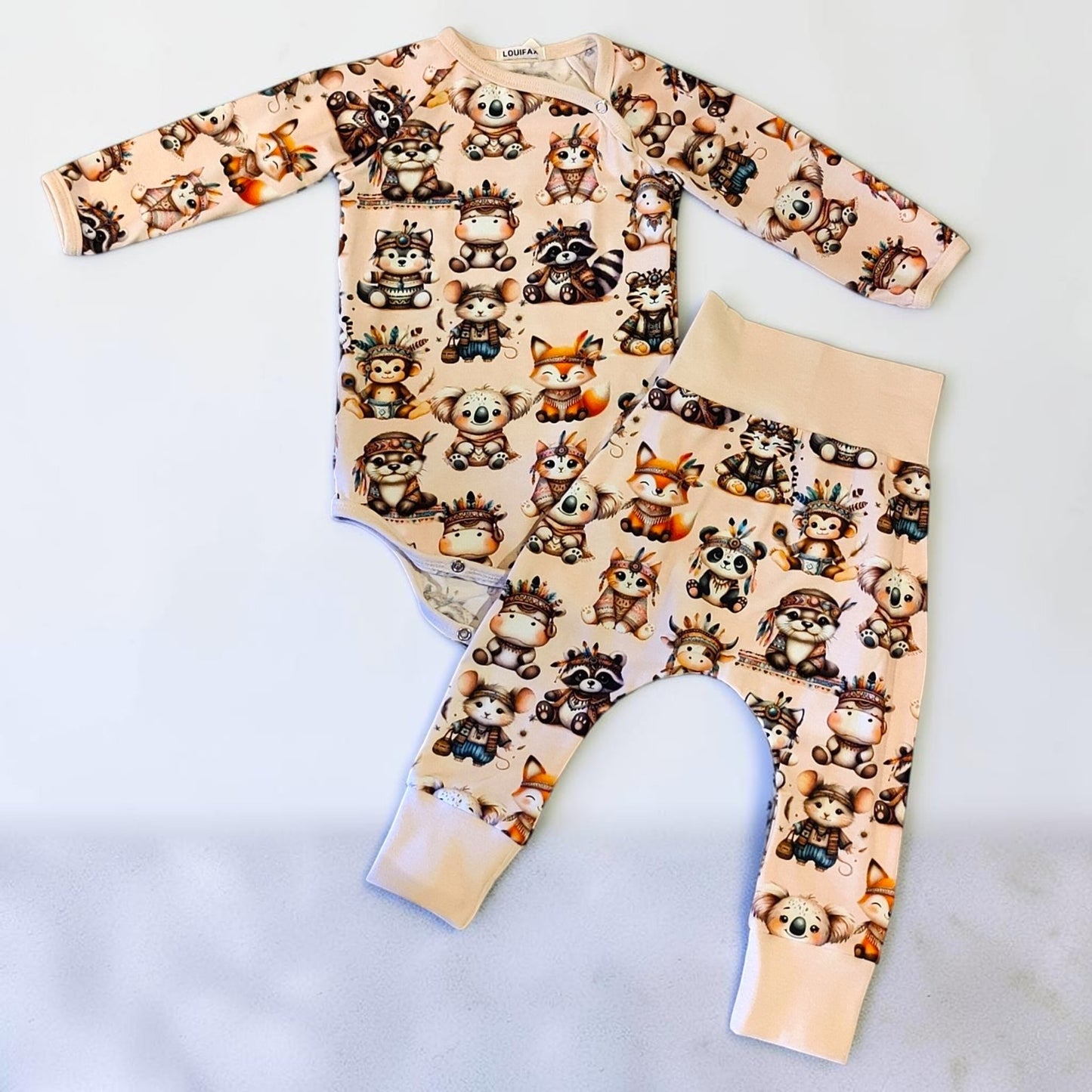 Håndlavet Baby Body og Bukser Str 74 - Blødt Jersey Sæt med forskellige dyr