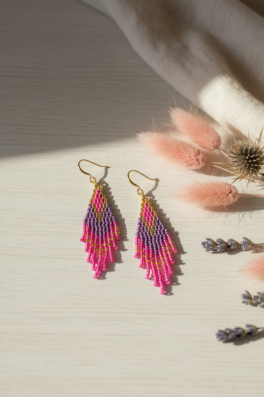 Stylede håndlavede frynseøreringe i miyuki perler lyserød/lilla