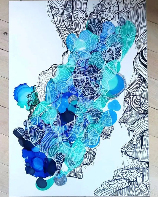 “Lines - silver and blue” Fie Samson