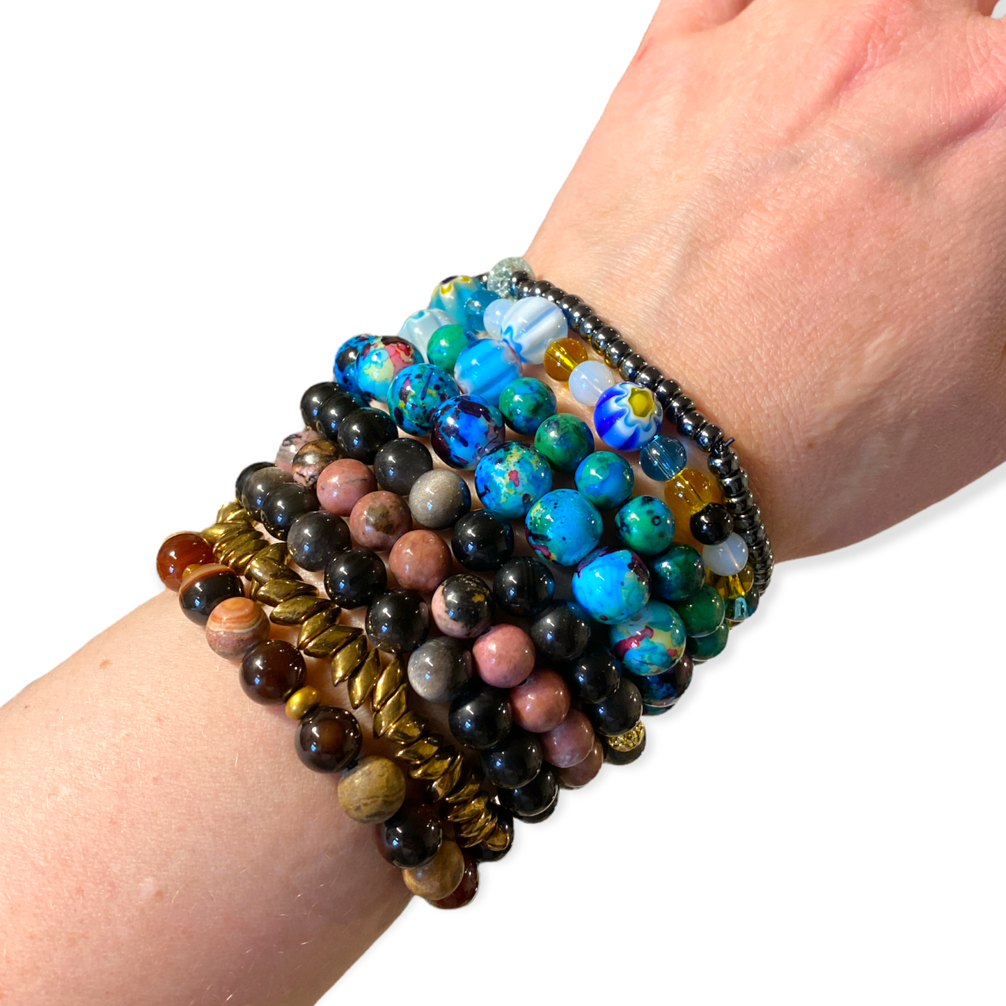 Armbånd gul, hvid og blå perler Sara Engel