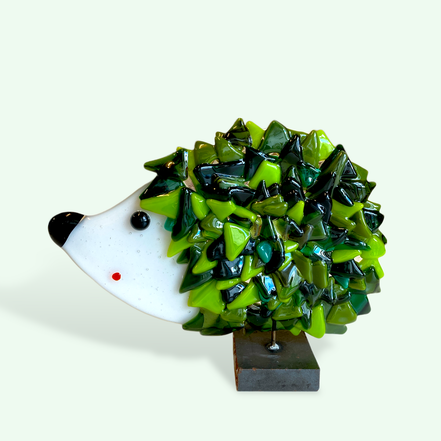 Pindsvin i glas på fod - grøn Granlund glaskunst