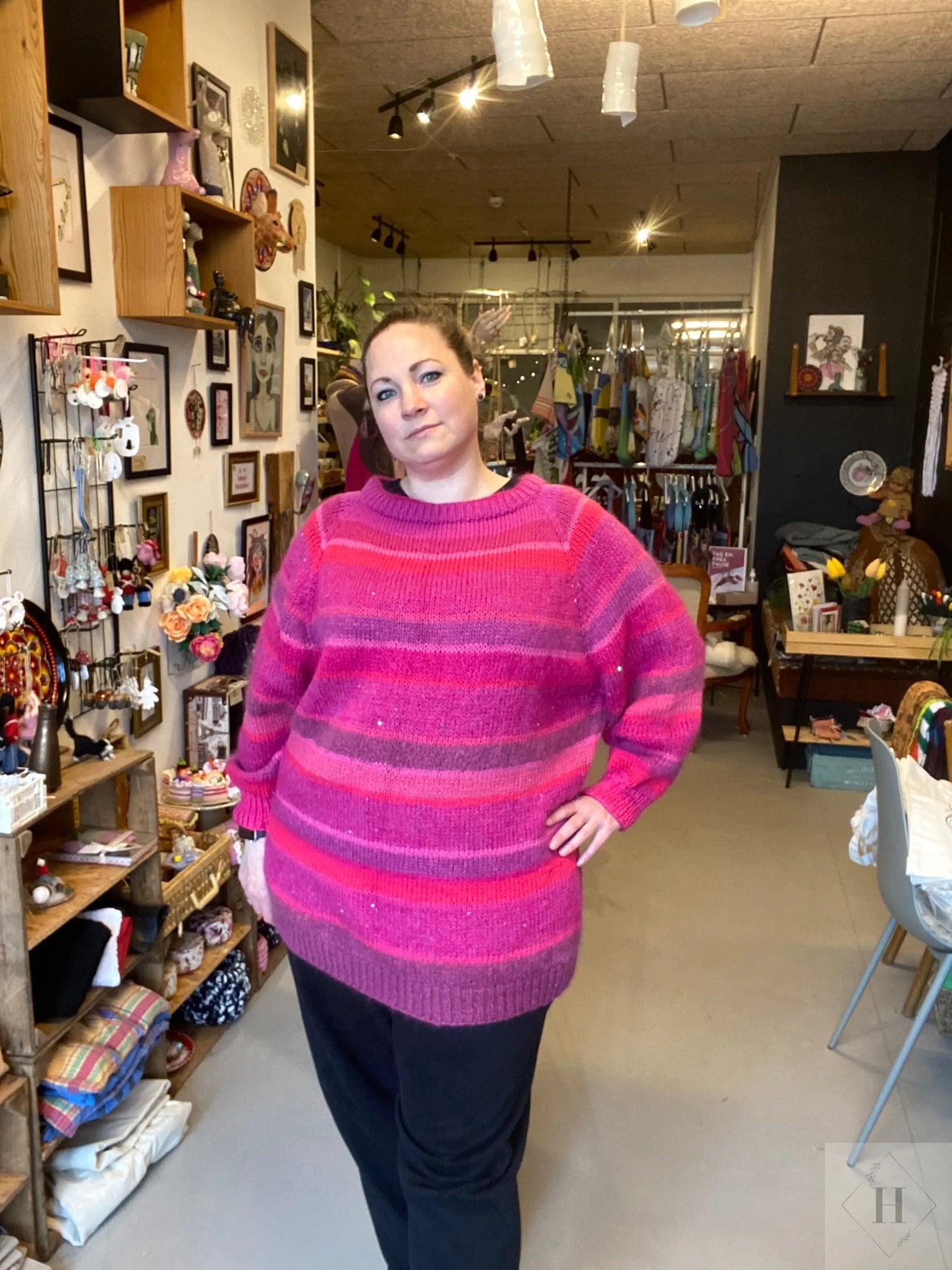 Strikket trøje i uld str L - XL Jo C