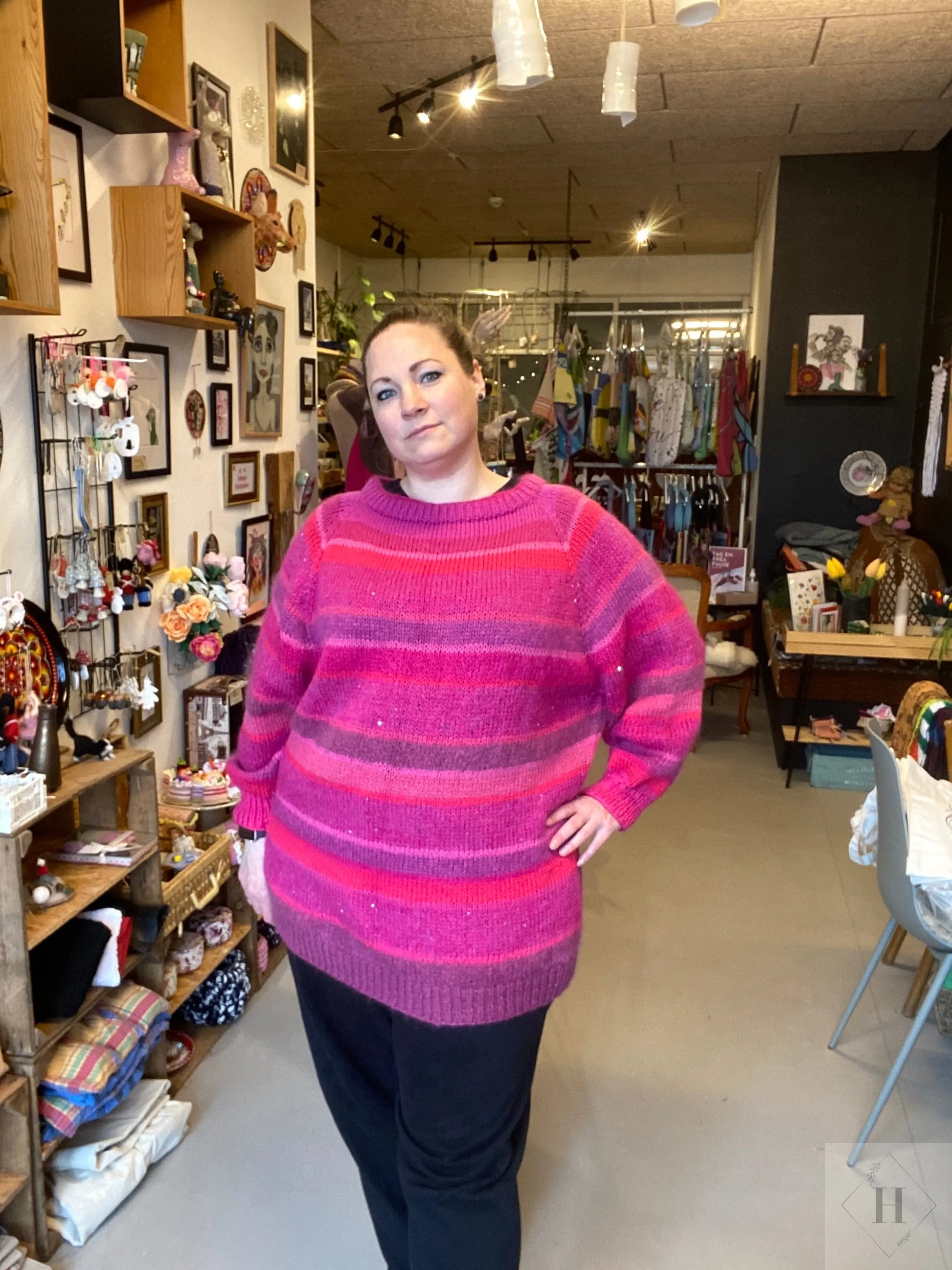 Strikket trøje i uld str L - XL Jo C