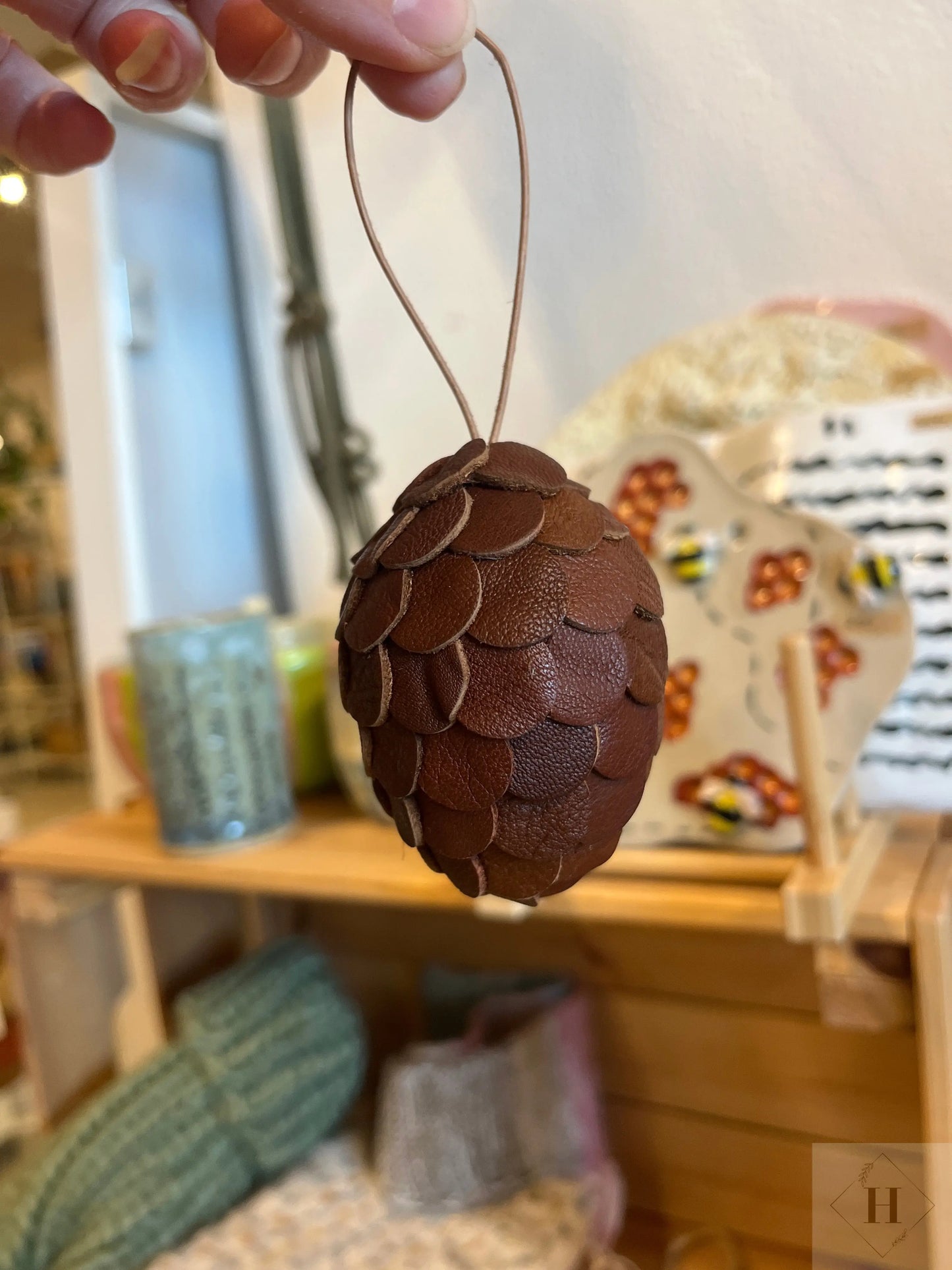 kogle i læder - lille (flere farver) Unika Nord