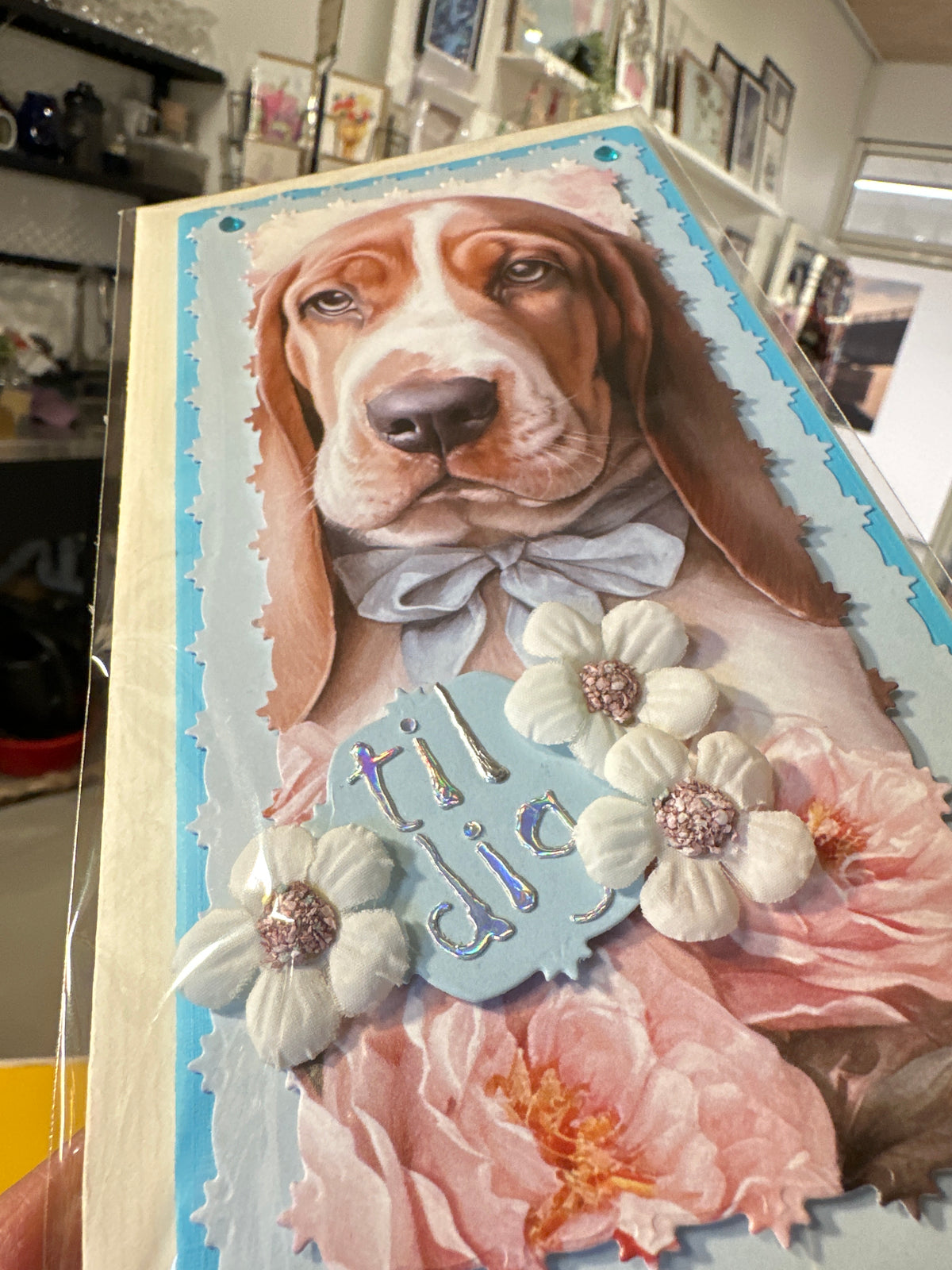 Håndlavet kort med hund og blomster – Til dig | Helle Vang