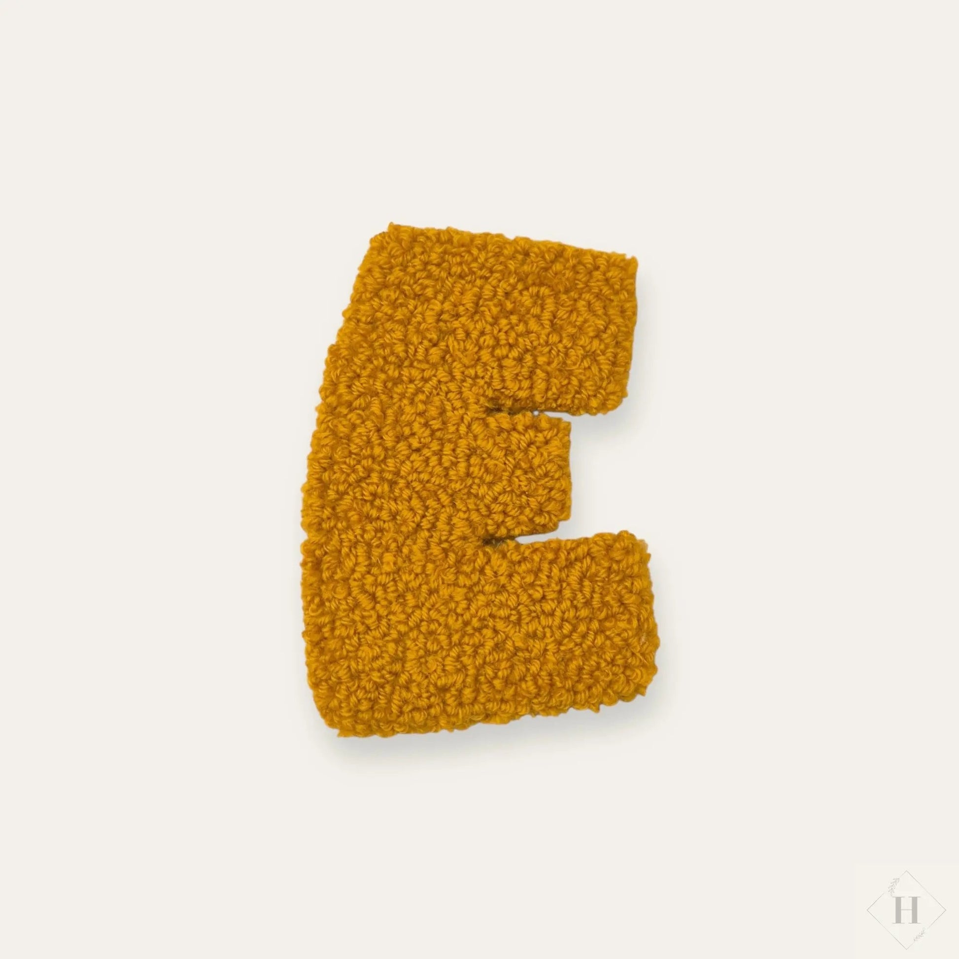 Håndlavet Tuftet Bogstav 14 cm - Personlig Væg Dekoration (E) Flair