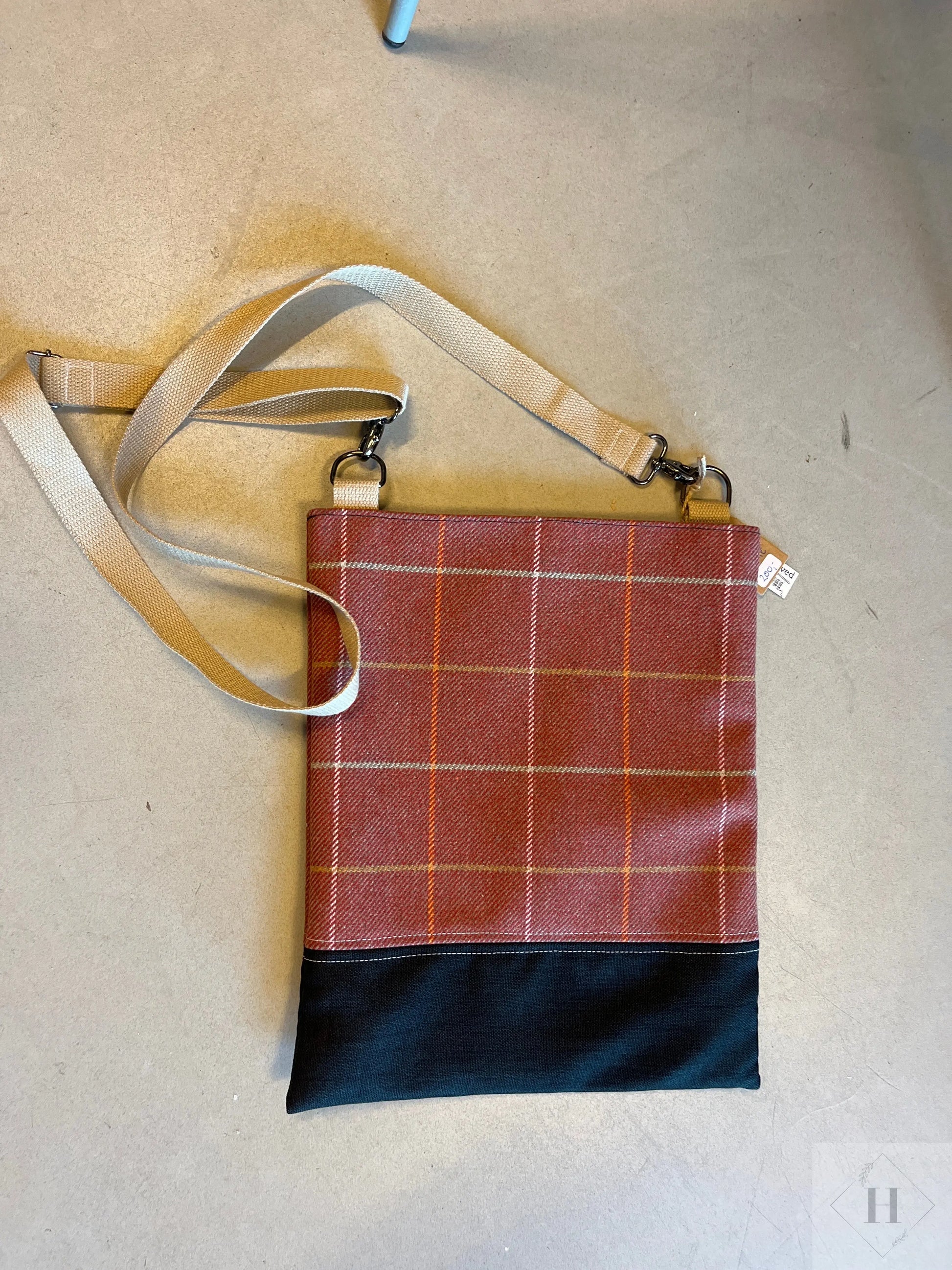 Cross body taske - orange Jnortheved