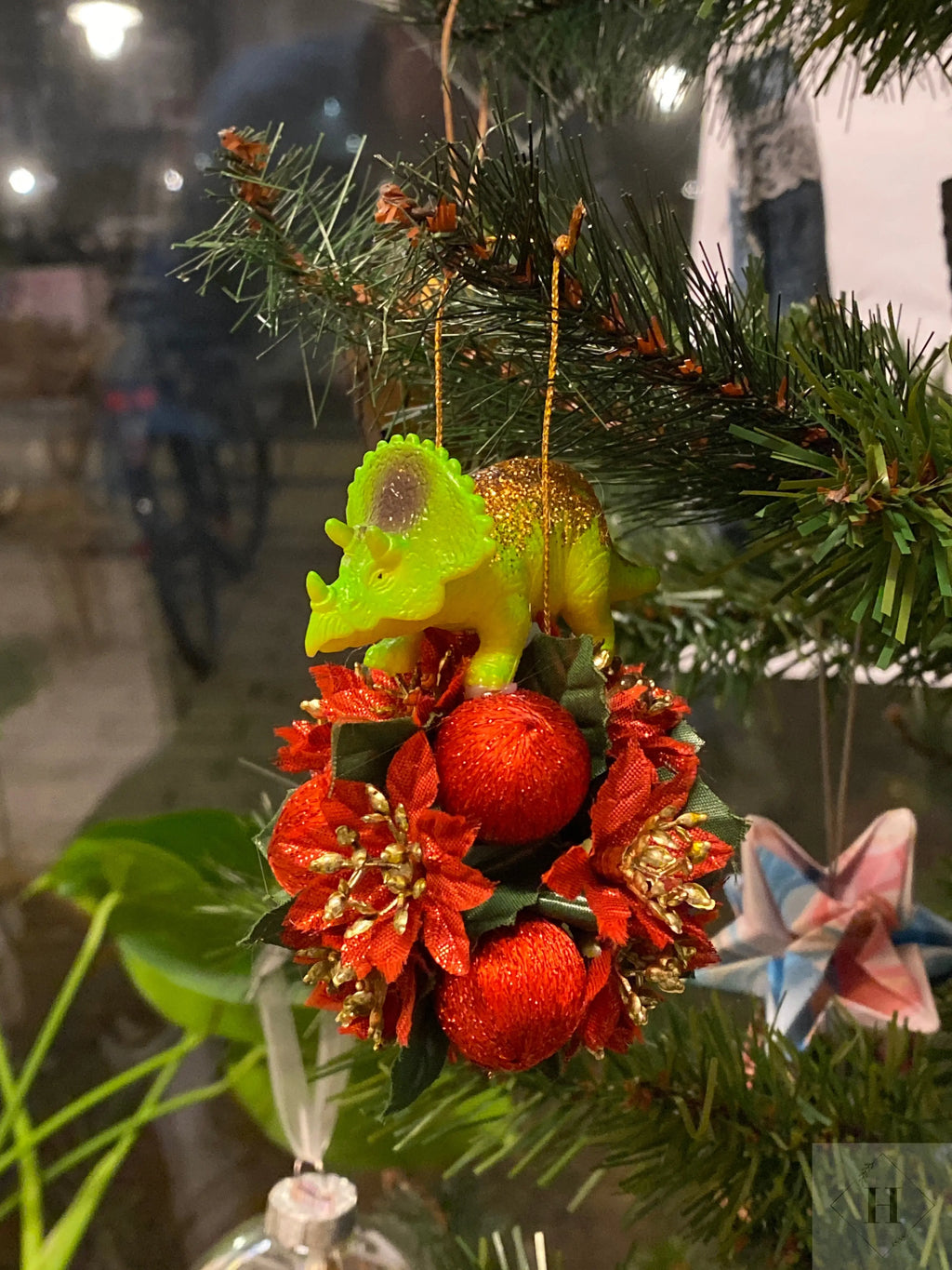 Juletræspynt med dino Happy crab creations