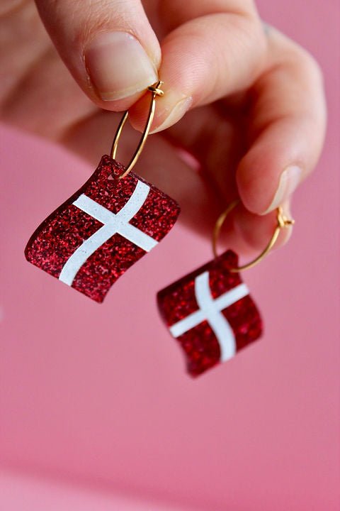 Dannebrog Store med glimmer - Øreringe med eller uden Hoop