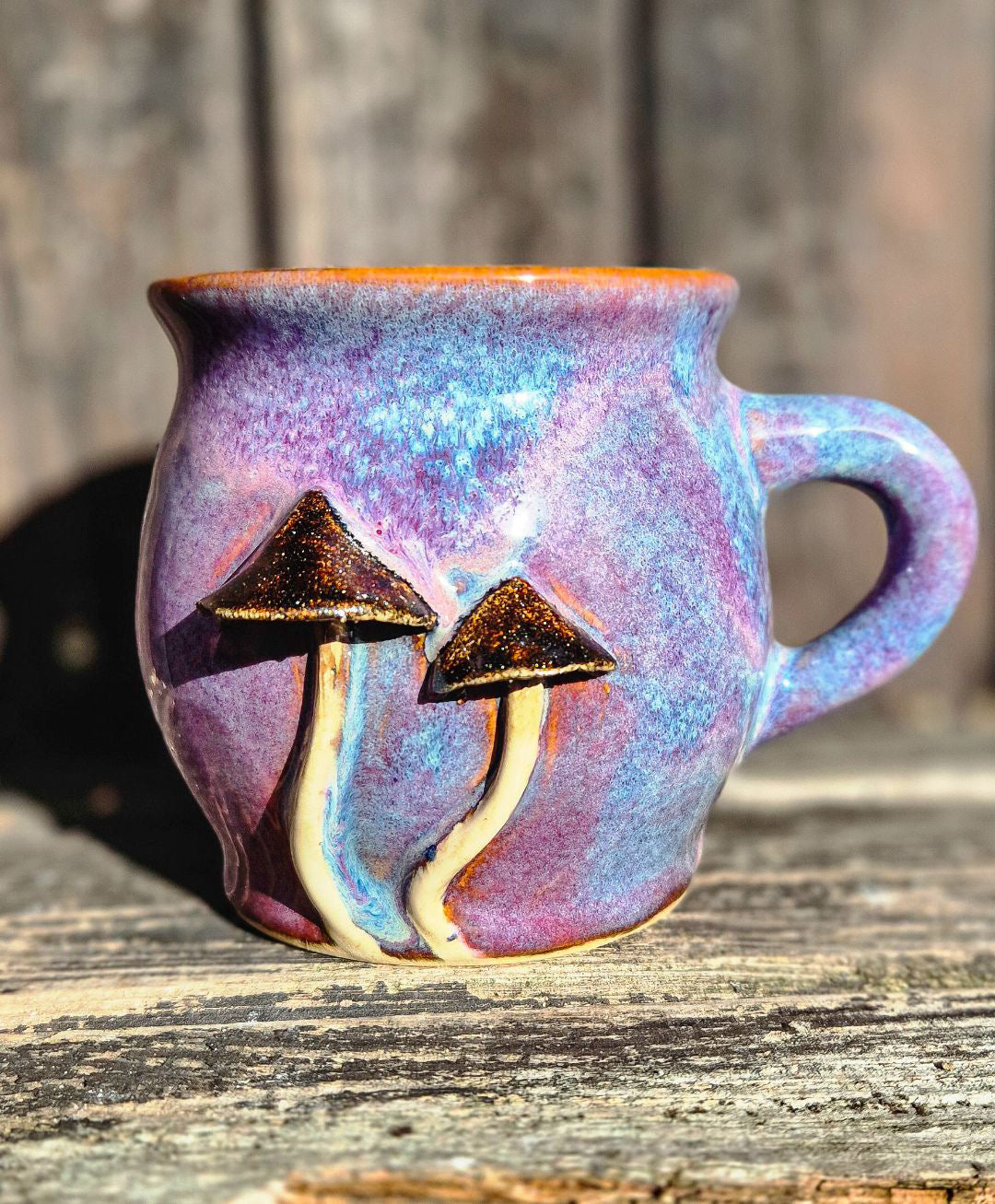 Krus med svampe – Blålilla med glimmer svampe | RG Ceramic