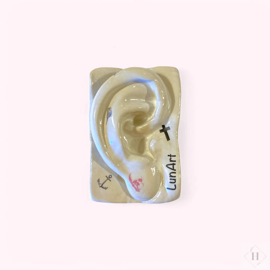 Vægophæng i stentøj - øre Gitte Bramm