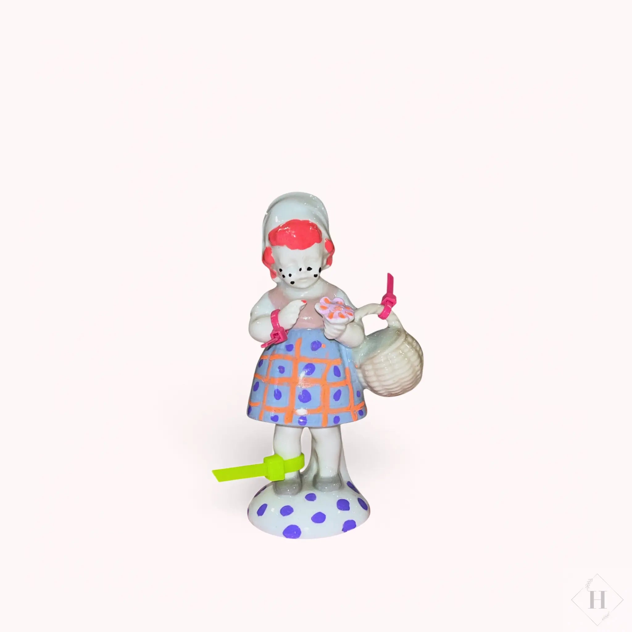 Redesign figur - Pigen med blomsterkurven Gitte Bramm