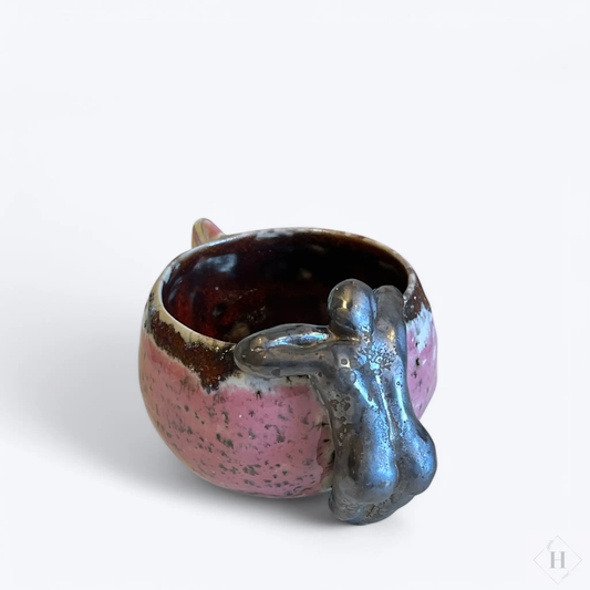 Krus med dame - hindbær/brun Lisbeth Børglum