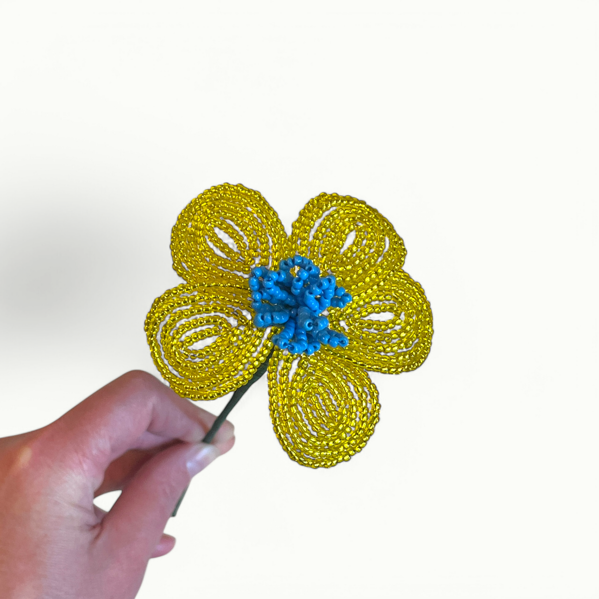 Håndlavet blomst i glasperler Kaimers krea