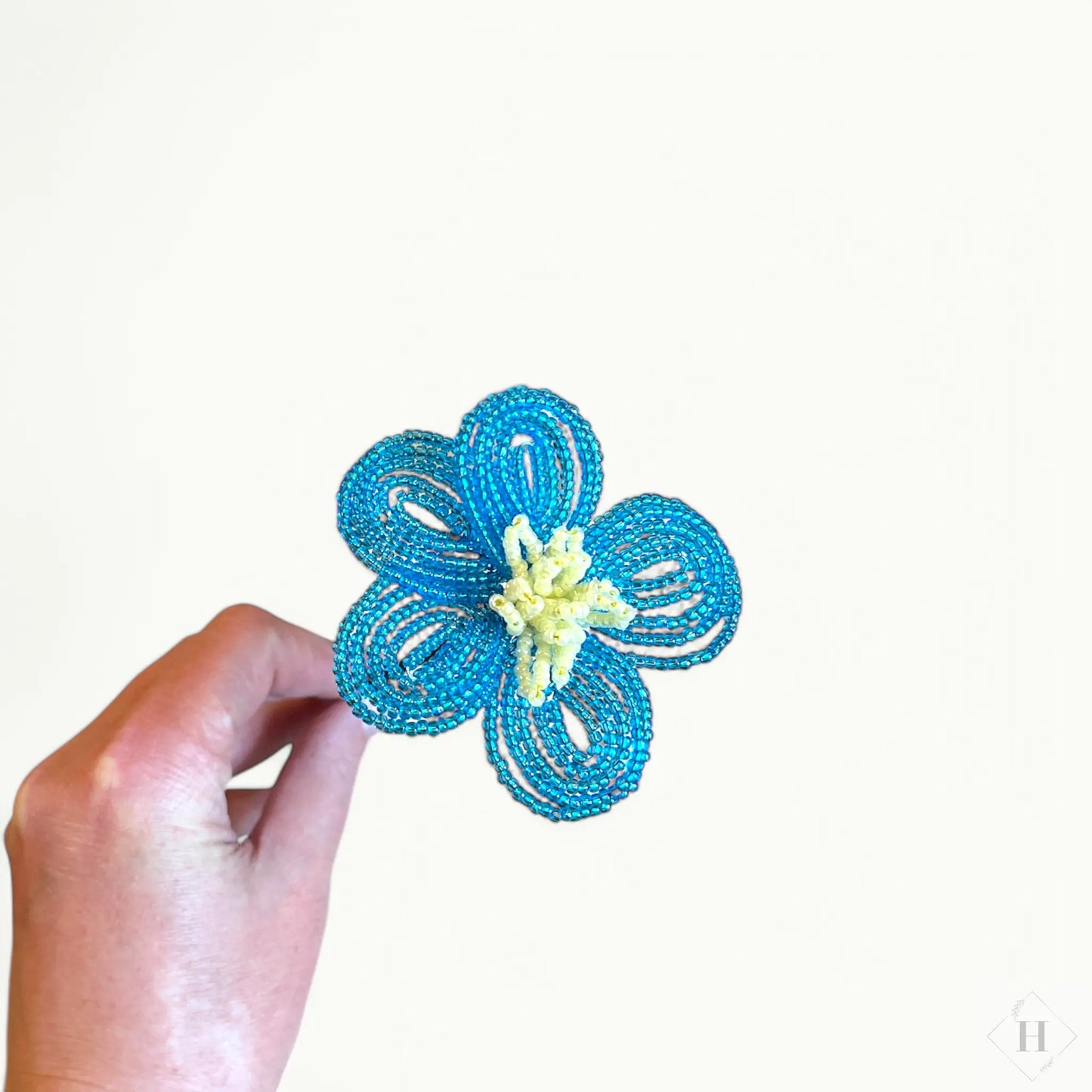 Håndlavet blomst i glasperler Kaimers krea