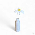 Indlæs billede til gallerivisning Mini vase i stentøj - spiral hvid Camilla Gellert Keramik
