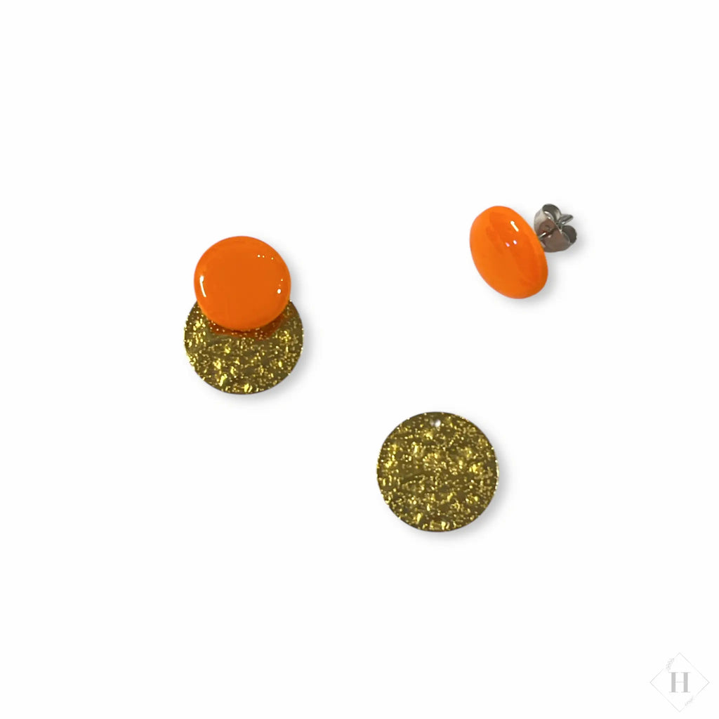 Multi ørering - orange dot med messingstykke Winther Design