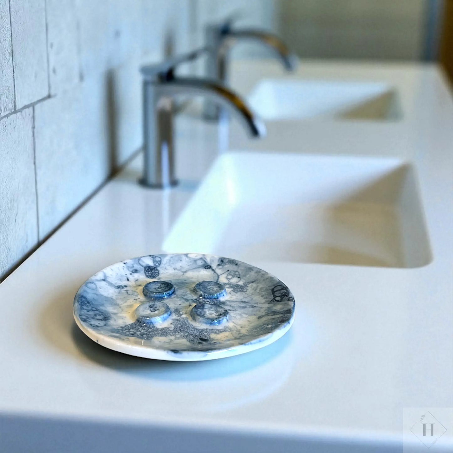 Sæbeskål i porcelæn Famalut