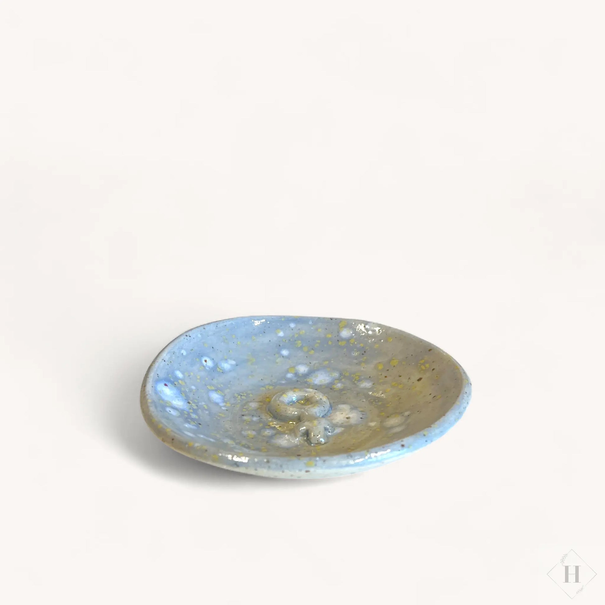 Smykkeskål i keramik - gråblå med kvindetegn Creatrivi