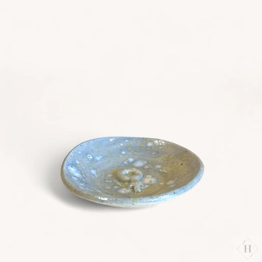 Smykkeskål i keramik - gråblå med kvindetegn Creatrivi