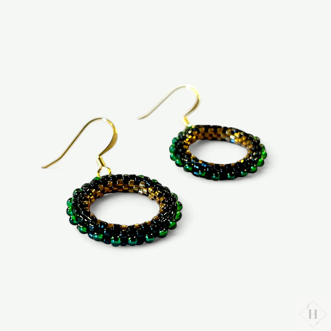 Ørering af miyuki perler - runde (forskellige varianter) Sara Engel