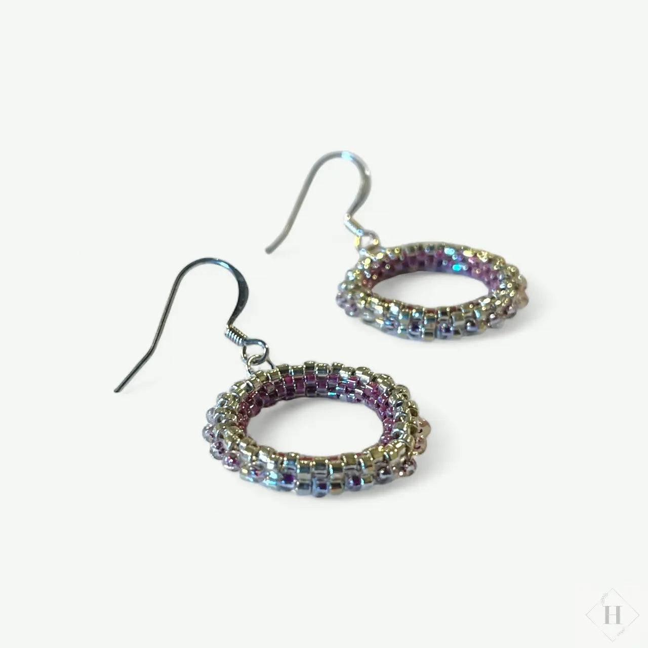 Ørering af miyuki perler - runde (forskellige varianter) Sara Engel