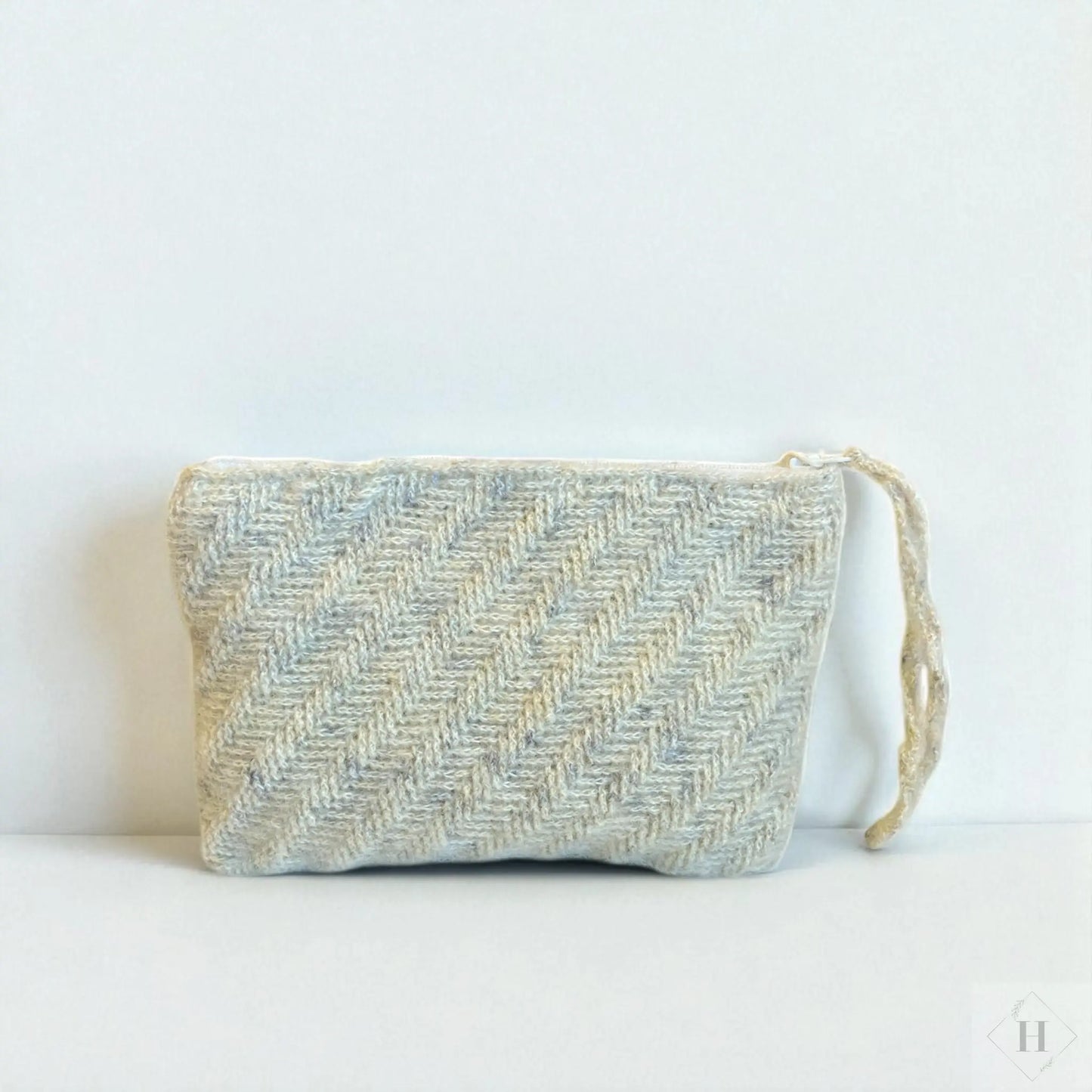 Luksus hæklet pung i silk mohair - sart gul Vera Hjerrild