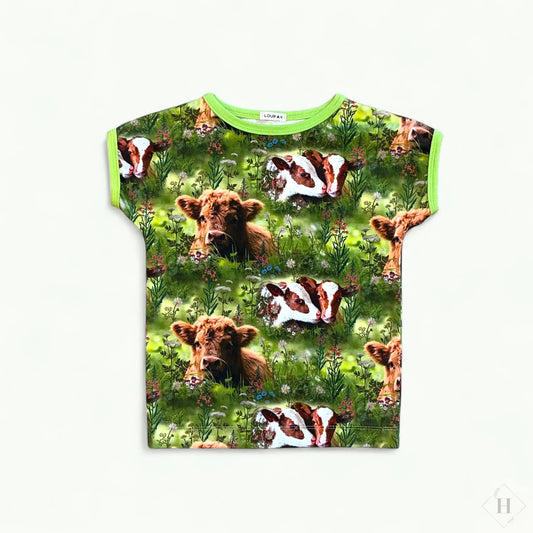 Håndlavet Børne T-shirt Str 116 - Blød Jersey med Højlandskøer Louifax