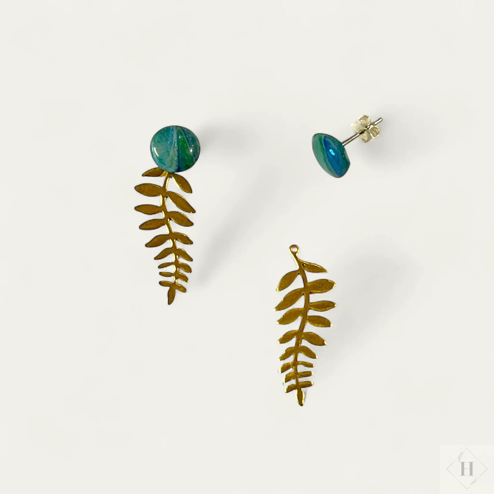 Multi ørering - blågrøn dot med messingstykke Winther Design