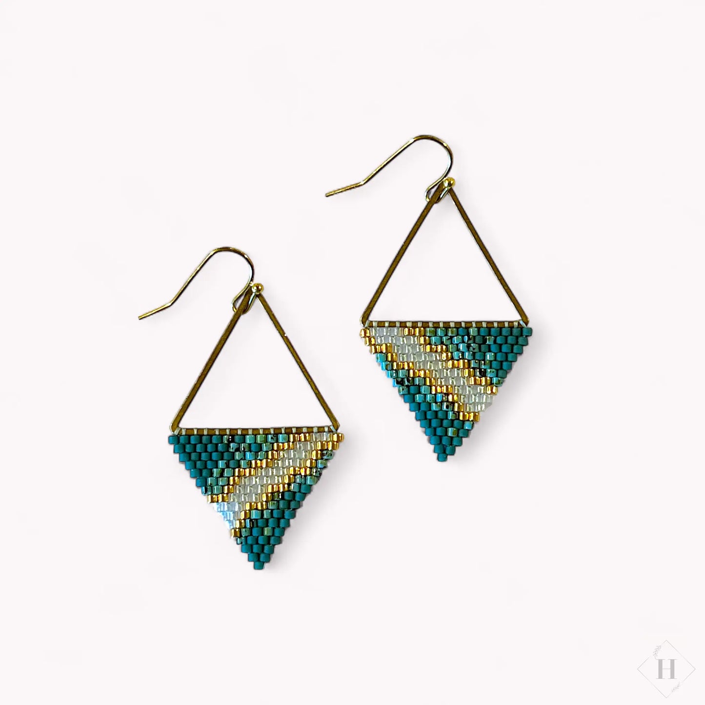 Øreringe i miyuki perler - Green river Sara Engel