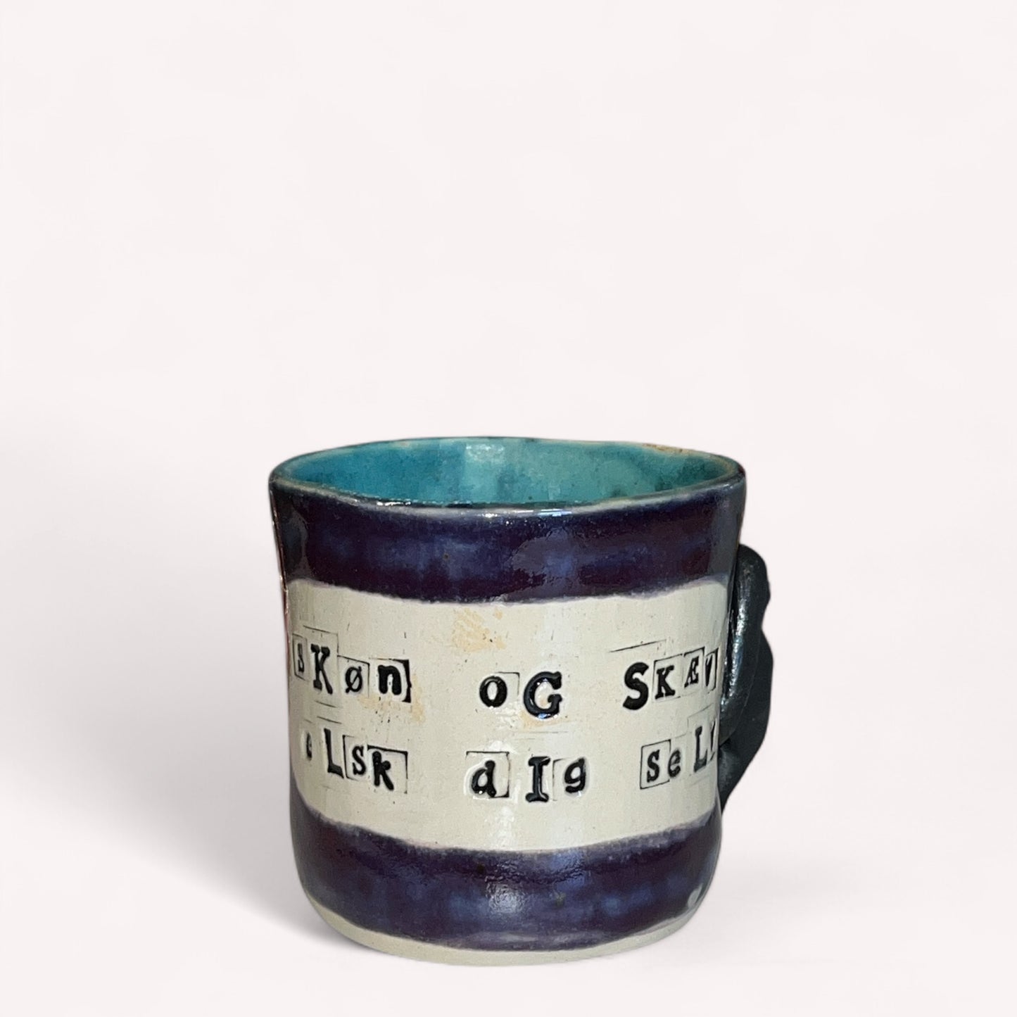 Krus med hjertehank og dame