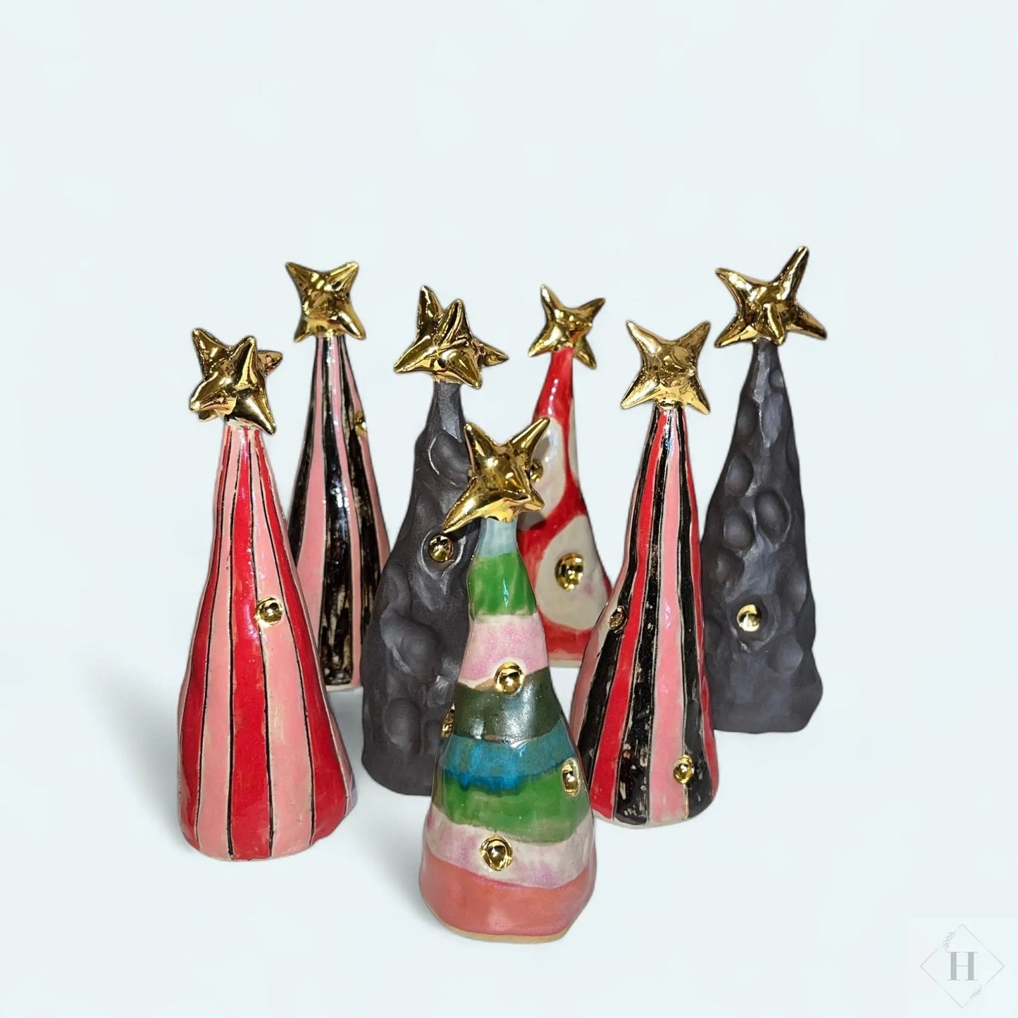 Juletræ i keramik med guldstjerne Lisbeth Børglum