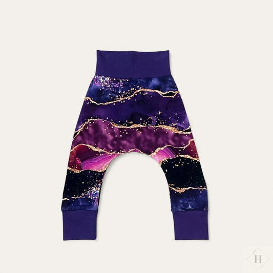 Håndlavede Baby Bukser Str. 74/80 - Blød Jersey med Lilla Marmoreret print Louifax