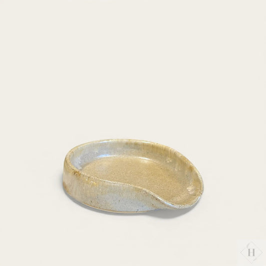 Spoon rest i keramik - latte Clay by Hornstrup