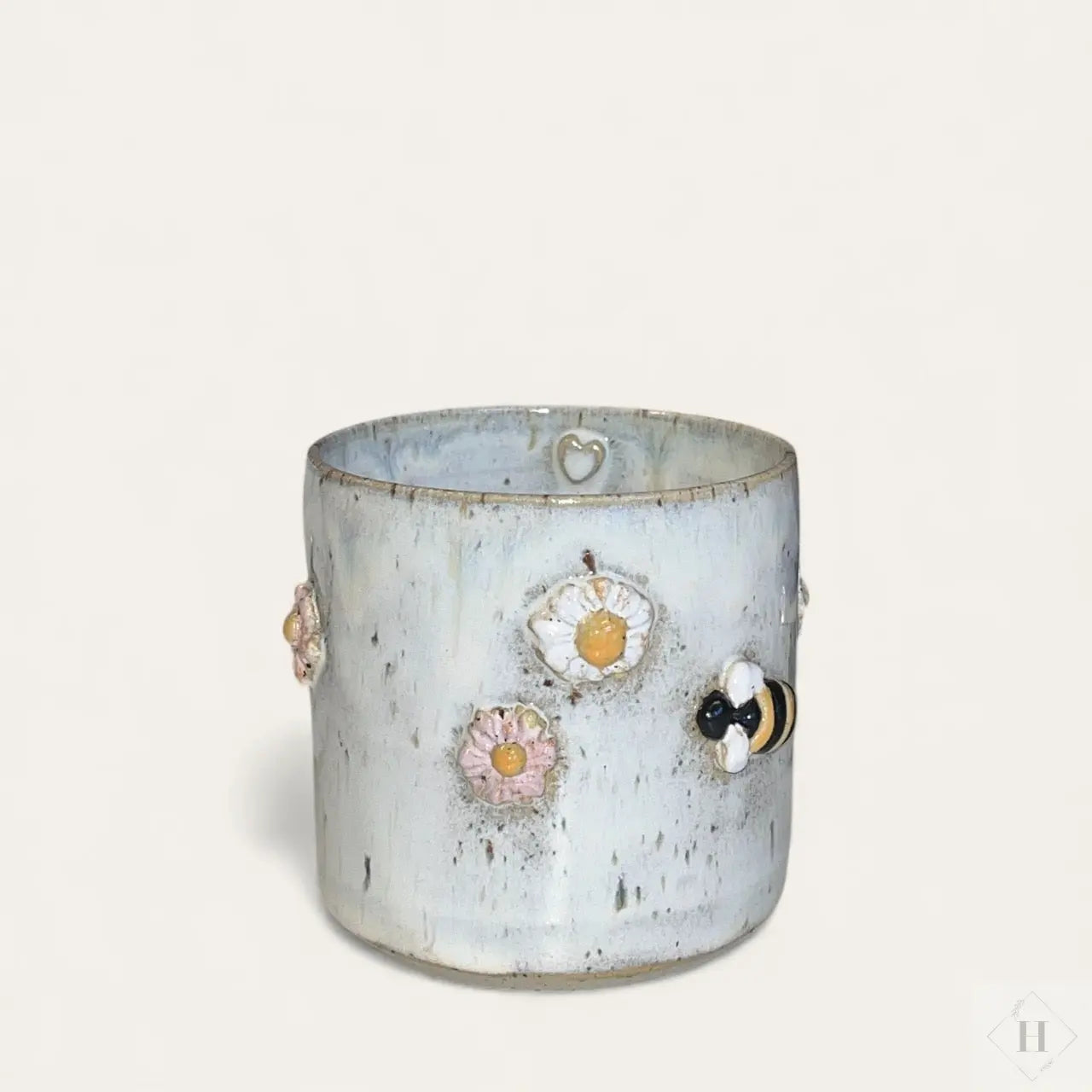 Krus uden hank - blomster og bier Clay by Hornstrup